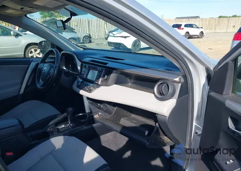 2016 Toyota Rav4 Hybrid Xle z USA, uszkodzony, nr VIN JTMRJREV3GD047328